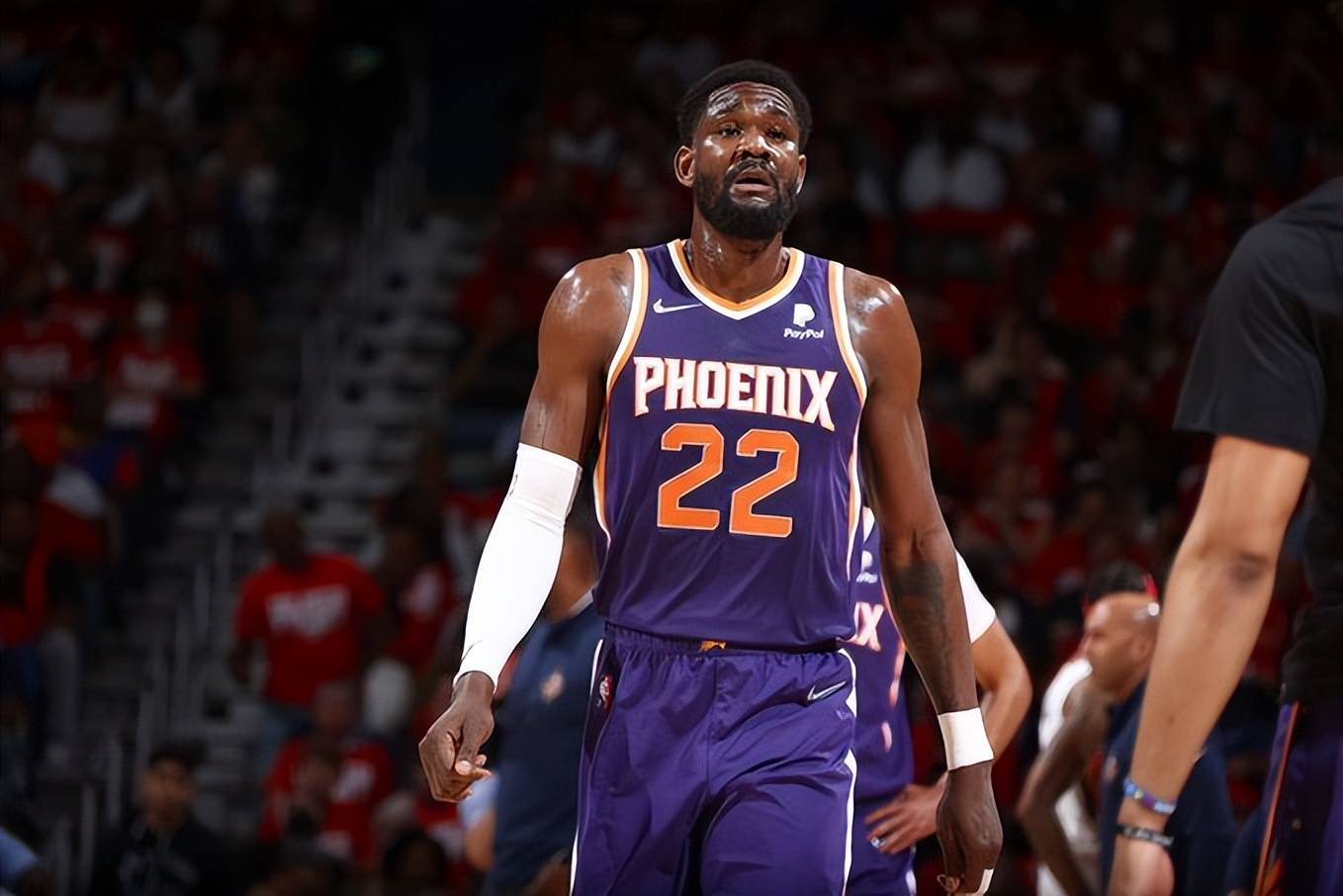 英雄联盟竞猜包含法国杯赛程吃紧；菲尼克斯太阳今晨手感冰凉；信心回归；身体对抗强度拉满的词条