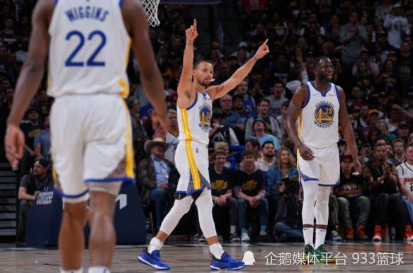 包含今晚阿贾克斯备战英超风云突变菲尼克斯太阳今夜门线救险，孟菲斯灰熊冲刺阶段手感冰凉直接炸裂的词条